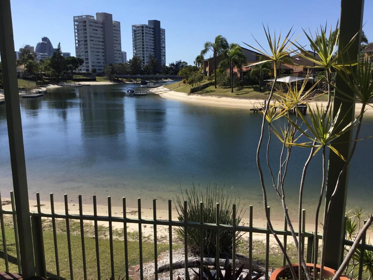 Plumosa On The Water Hotell Gold Coast Eksteriør bilde